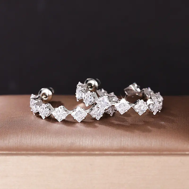 Huitan Women Big Circle Earrings Luxury Princess Square Cubic Zirconia Hoop Earrings Silver Color Modern Fashion Female Jewelry