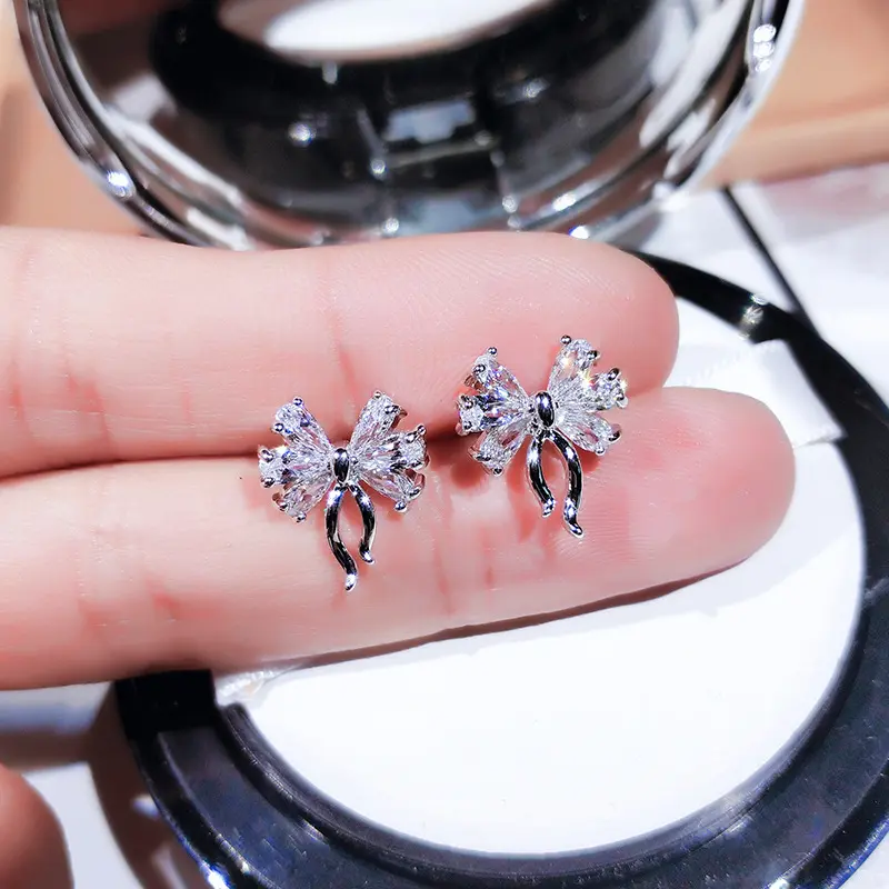 Huitan Aesthetic Women's Earrings Ear Piercing Daily Wear Fancy Bow Earrings with CZ Luxury Fashion Female Wedding Jewelry 2021
