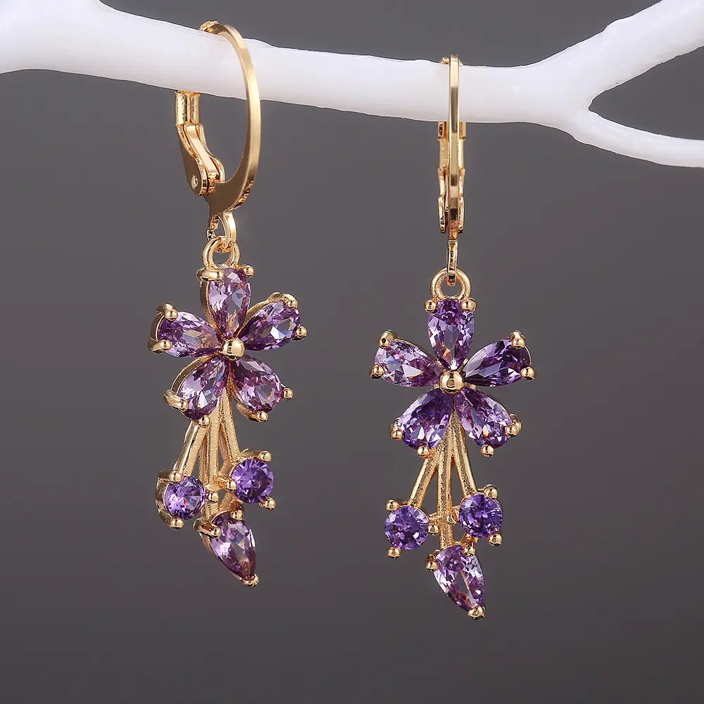 Huitan Delicate Flower Shape Women Drop Earring Bright Color Wedding Ceremony Earrings Fancy Girl Gift Fashion Jewelry Wholesale