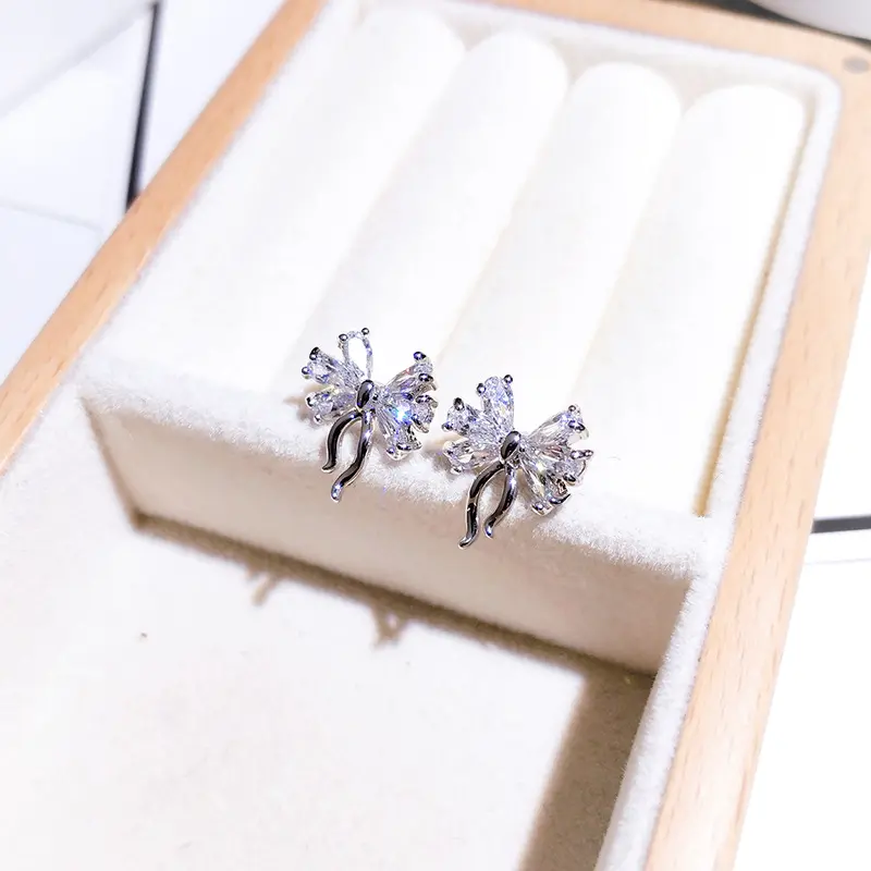 Huitan Aesthetic Women's Earrings Ear Piercing Daily Wear Fancy Bow Earrings with CZ Luxury Fashion Female Wedding Jewelry 2021