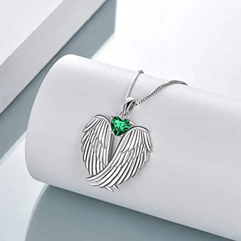 Huitan Angel Wing Design Women Necklace with Heart Cubic Zirconia Romantic Bridal Wedding Necklace for Party Fashion Jewelry