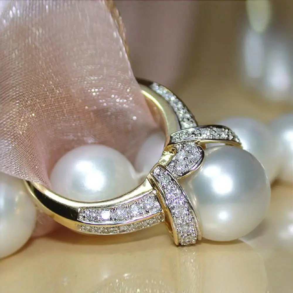 Huitan New Design Big Imitation Pearl Ring for Women Elegant Anniversary Party Ring High Quality Statement Jewelry Drop Shipping