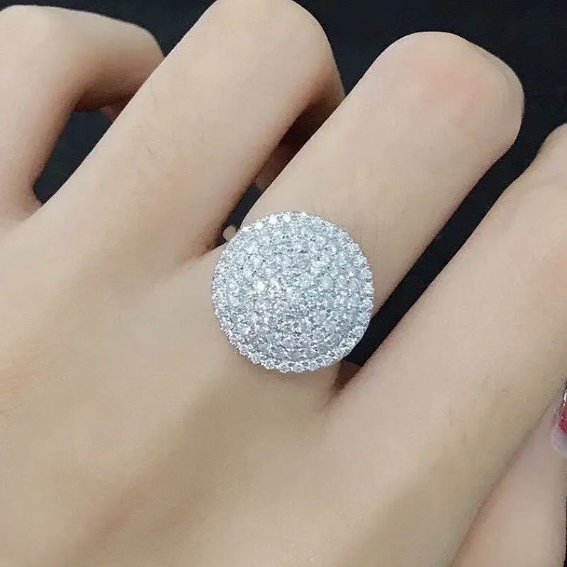 Huitan Bling Bling Cubic Zirconia Rings for Women Modern Fashion Design Luxury Engagement Wedding Bridal Jewelry Wholesale 2022