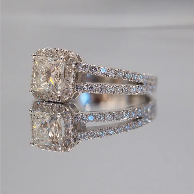 Huitan New Trendy Princess Cut Cubic Zirconia Finger Rings Women Wedding Accessories Fashion Contracted Design Ring Jewelry Gift