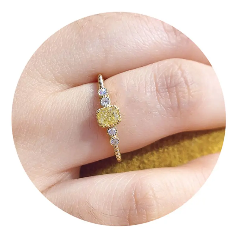 Huitan Elegant Yellow Cubic Zirconia Gold Color Rings for Women Fashion Wedding Band Accessories Temperament Lady Jewelry Party