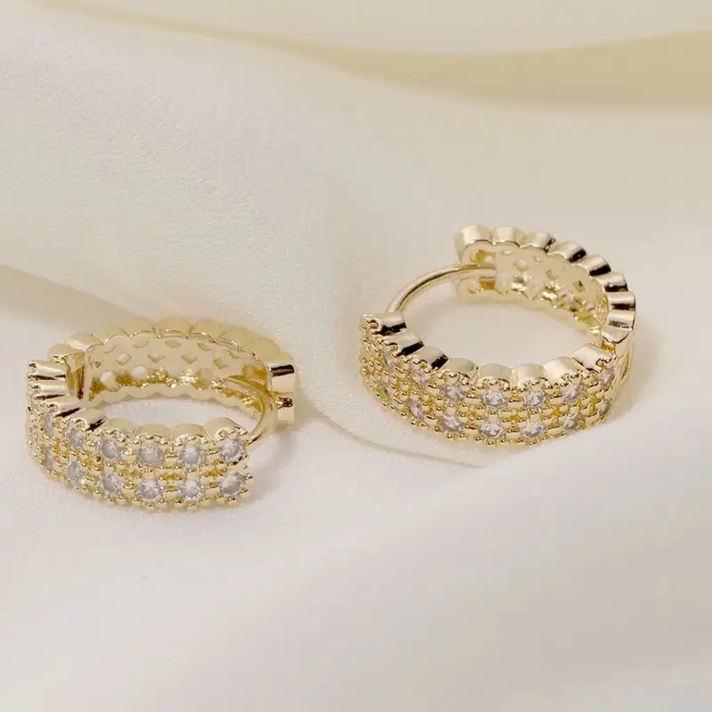 Huitan Fashion Shinning Gold Color Hoop Earrings Female Engagement Accessories with Brilliant Zirconia Stylish Lady Jewelry Gift