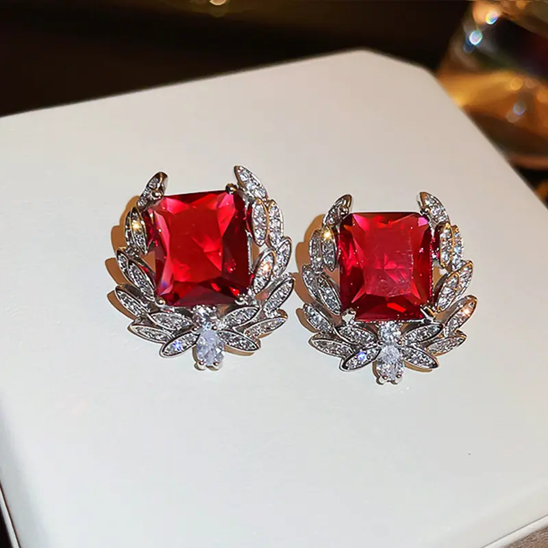 Huitan Bright Zirconia Ear Studs Lady Wedding Ceremony Jewelry Shinning Red Crystal Earrings for Women Aesthetic Women Jewelry