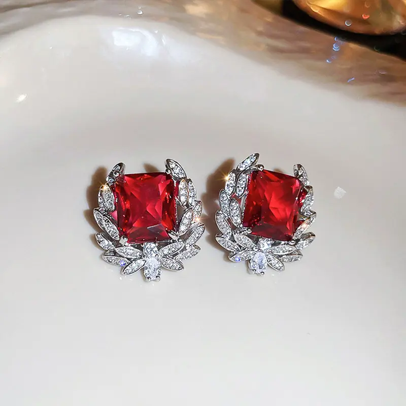 Huitan Bright Zirconia Ear Studs Lady Wedding Ceremony Jewelry Shinning Red Crystal Earrings for Women Aesthetic Women Jewelry