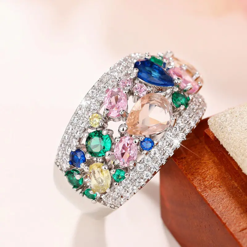 Huitan Multi Colored Cubic Zirconia Women Rings Newly Designed Wedding Engagement Luxury Accessories Fancy Gift Fashion Jewelry