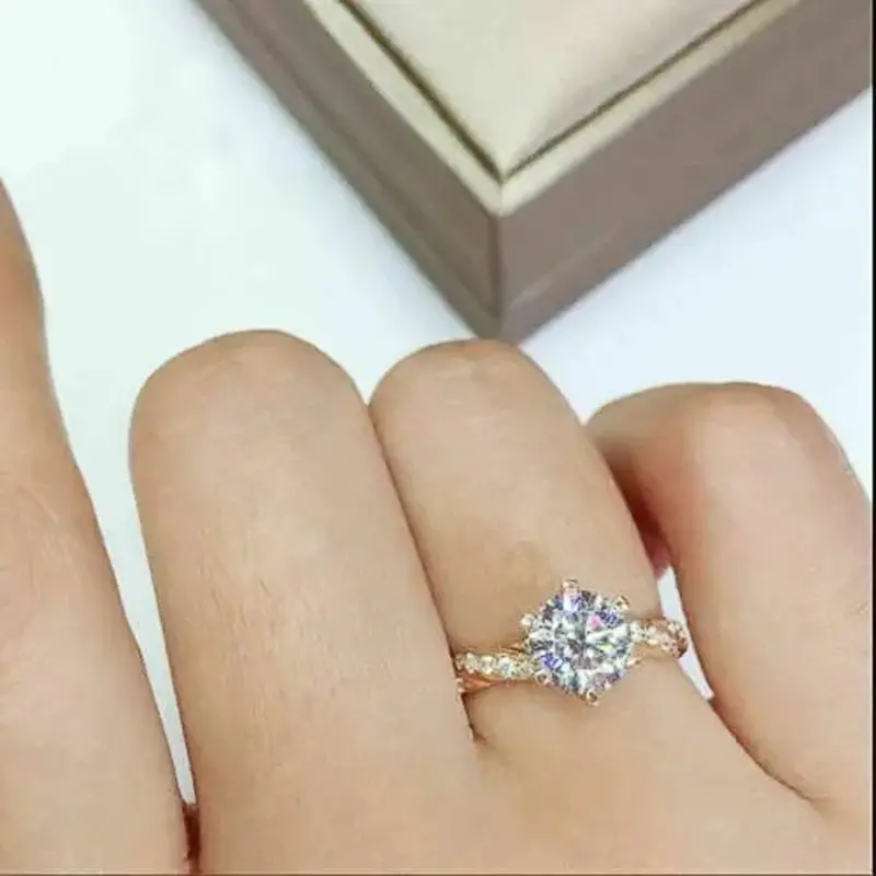 Huitan Fancy Twist Band Round Cubic Zirconia Settings Women Rings Gold Color Proposal Wedding Accessories Fashion Jewelry Bulk