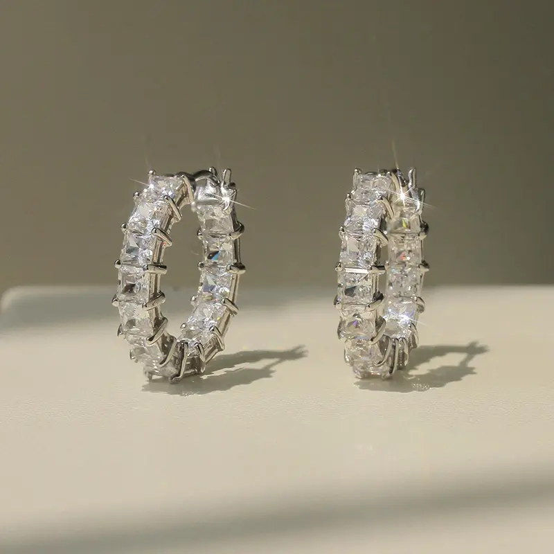 Huitan New Trendy Women Hoop Earrings Full Pave Princess Square Cubic Zirconia Fashion Contracted Female Circle Earrings Jewelry