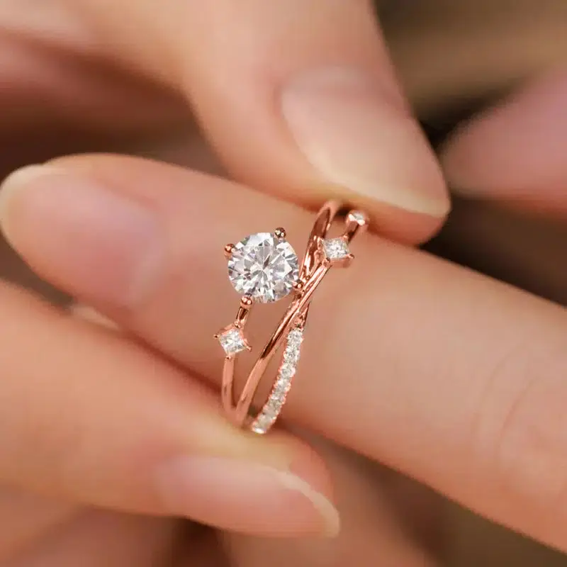 Huitan Trendy Women Rings 2023 New Wedding Accessories Dazzling Cubic Zirconia Temperament Elegant Female Engagement Jewelry