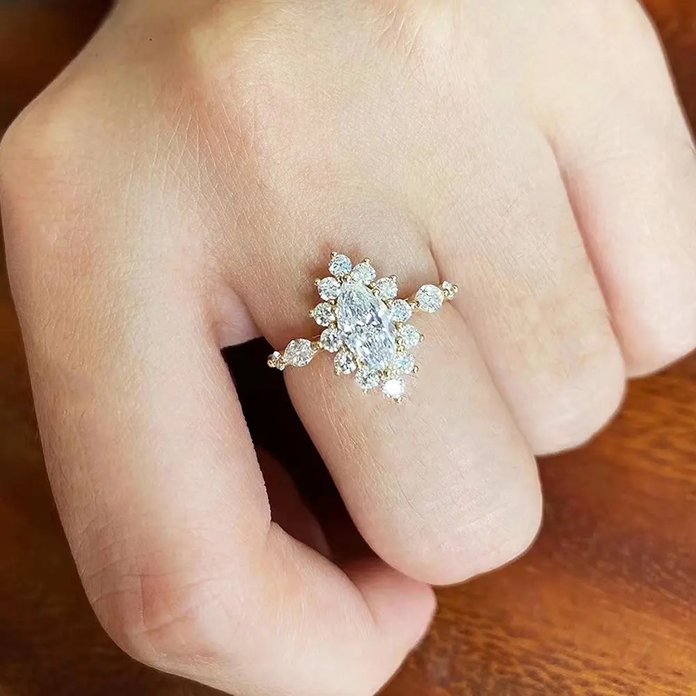 Huitan Fashion Crystal Marquise Cubic Zirconia Rings for Women Luxury Gold Color New Design Engagement Wedding Bands Accessories