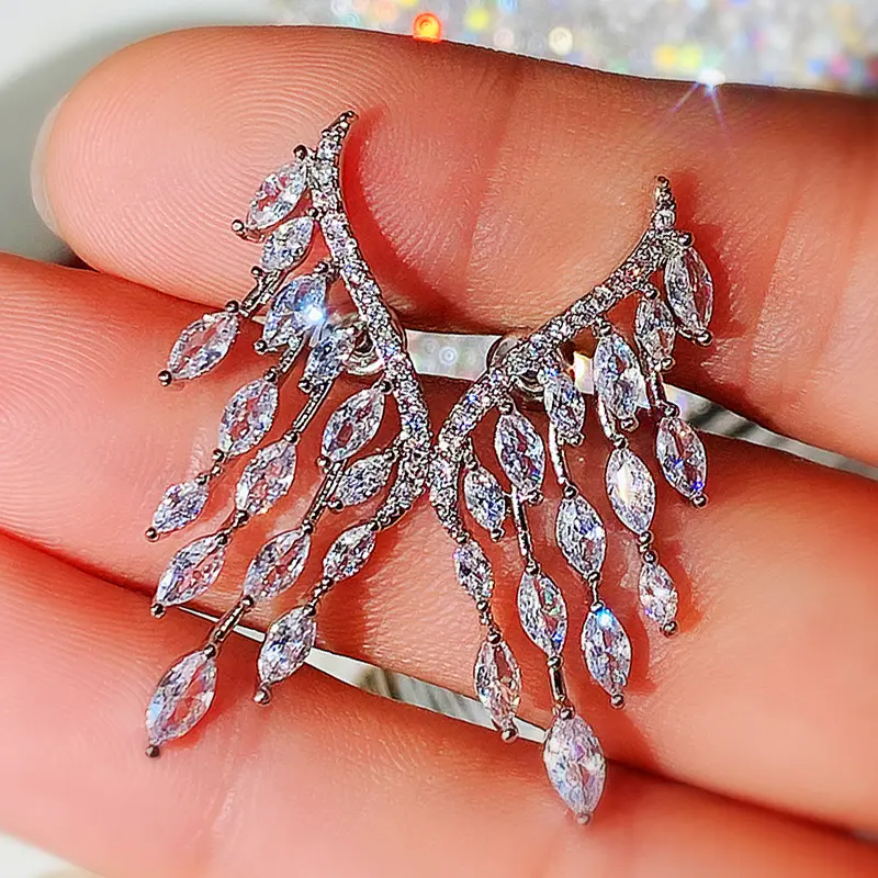 Huitan Fashion Angel Wings Earrings Women Engagement Wedding Luxury Accessories Aesthetic Earrings Female Gift Statement Jewelry