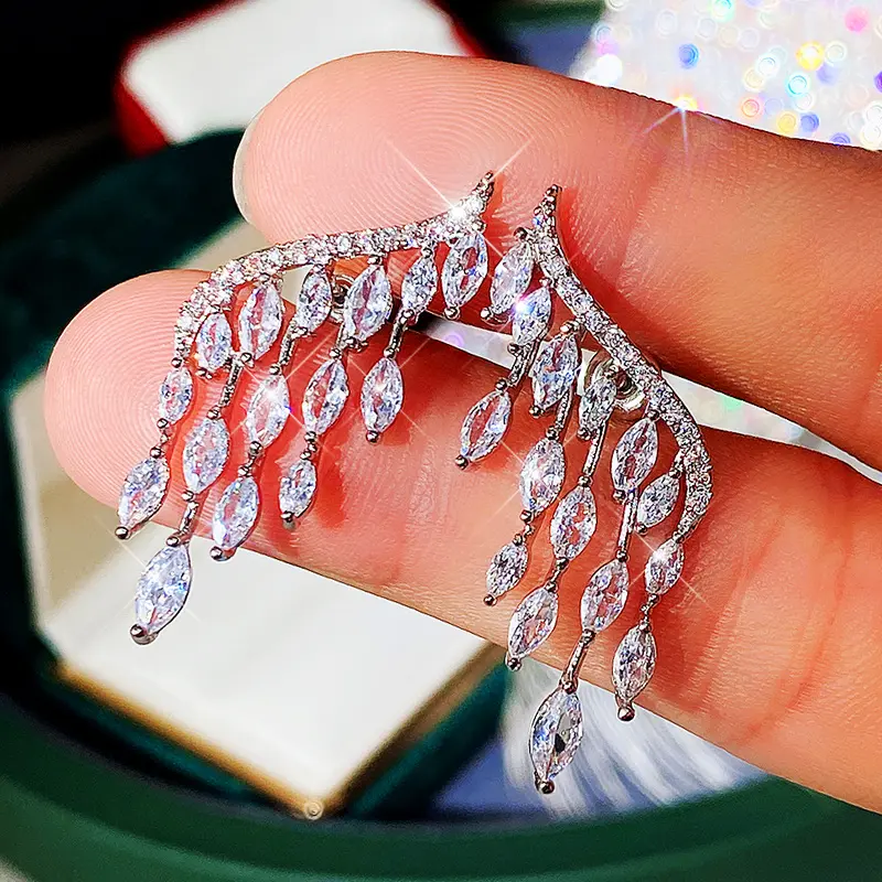 Huitan Fashion Angel Wings Earrings Women Engagement Wedding Luxury Accessories Aesthetic Earrings Female Gift Statement Jewelry