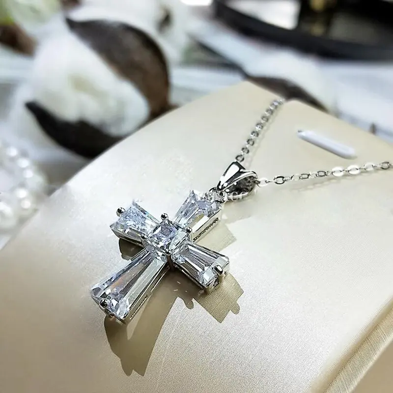 Huitan Simple Stylish Cross Pendant Necklaces for Women Square/Trapezoidal White CZ Luxury Bridal Wedding Jewelry 2021 Trends