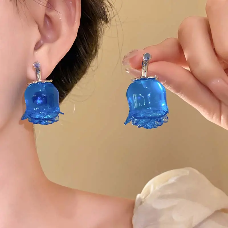 2025 New Fashion Red Resin Rose Stud Earrings For Women Exaggerated Metal Large Flower Temperament Earrings Jewelry Accessories