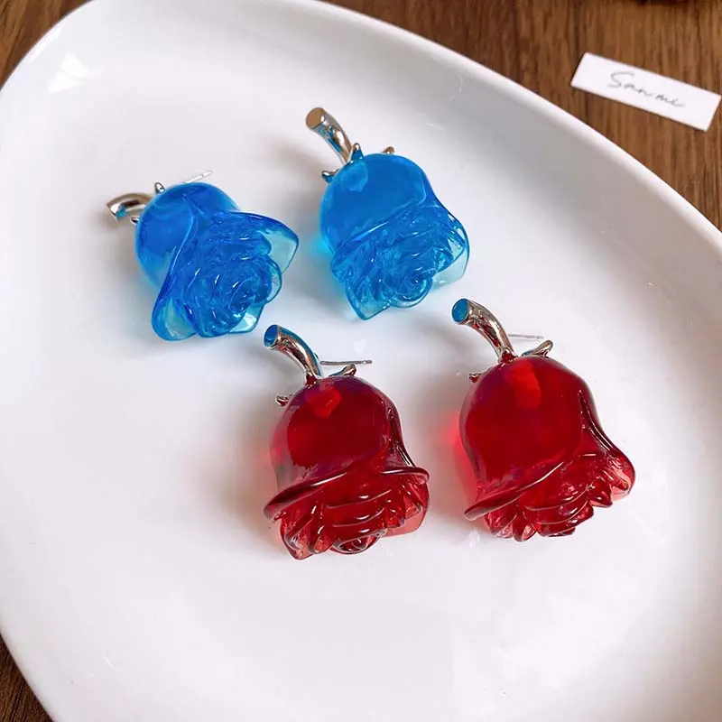 2025 New Fashion Red Resin Rose Stud Earrings For Women Exaggerated Metal Large Flower Temperament Earrings Jewelry Accessories