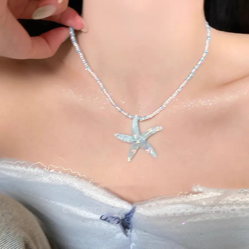 Y2K Colored Resin Starfish Pendant Necklace for Women Star Bead Adjustable Clavicle Chain Stacked Necklace Holiday Jewelry Gifts