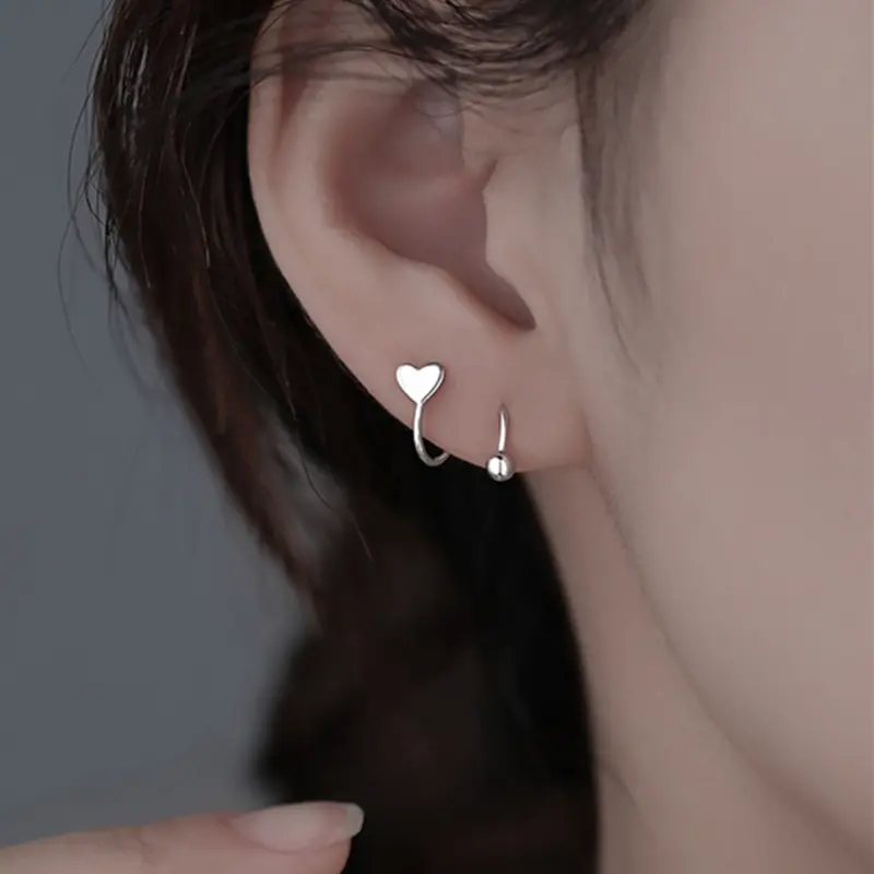 2Pcs Gold Color Minimal Crystal Star Ear Studs Earring for Women Korean Heart Ear Cartilage Helix Piercing Earring Jewelry Gifts