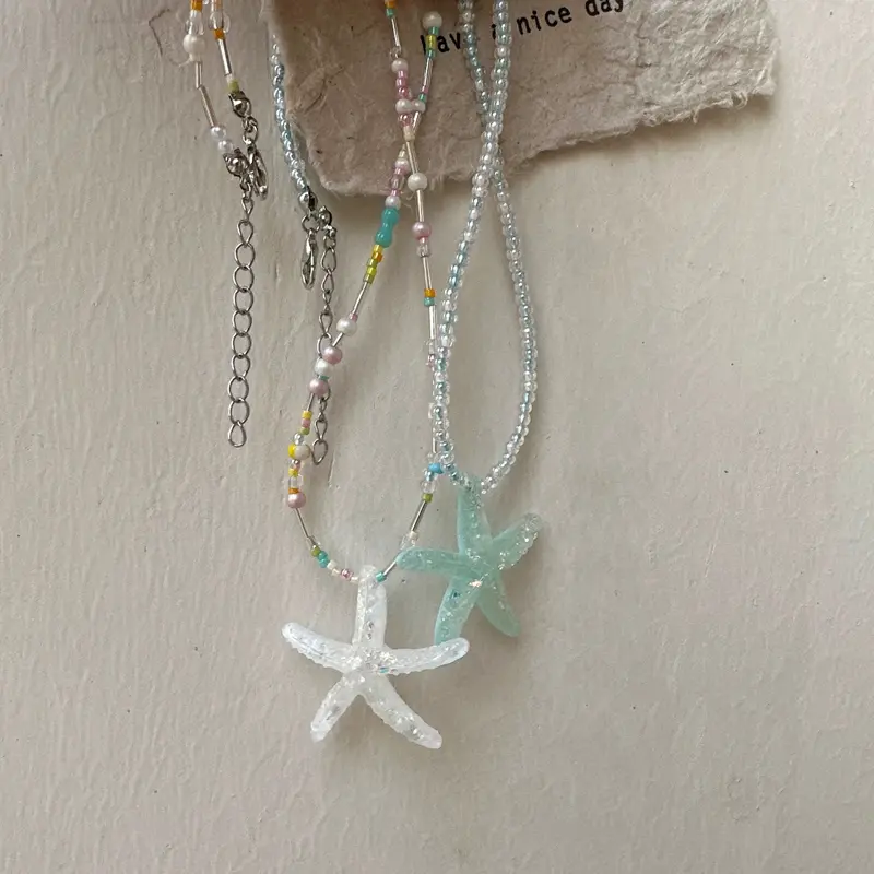 Y2K Colored Resin Starfish Pendant Necklace for Women Star Bead Adjustable Clavicle Chain Stacked Necklace Holiday Jewelry Gifts