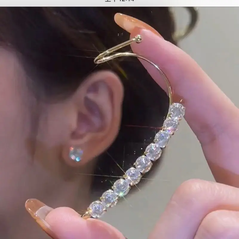 Silver Color Butterfly Ear Cuff Earrings for Women Girls Sparkling Zircon Ear Cuff Clip Earrings Wedding Party Jewelry Gifts