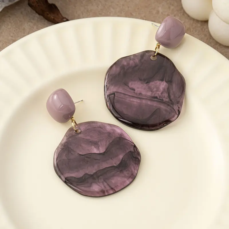 Vintage Green Irregular Circular Resin Pendant Earrings for Women Luxury Exaggerated Metal Drop Earrings Fashion Party Jewelry