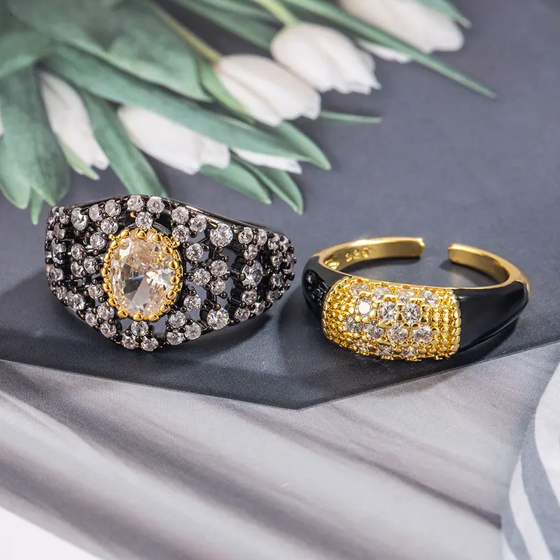 2025 New Vintage Wide Sided Geometric Crystal Opening Rings for Women Luxury Shiny Contrasting Index Finger Rings Jewelry Gifts