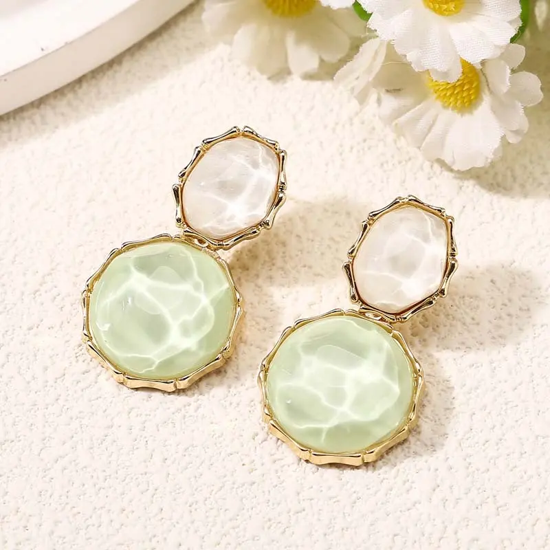 Fashion Green Crystal Oval Dangle Earrings for Women Girls Elegant Resin Acrylic Round Geometric Earrings Jewelry Accessories