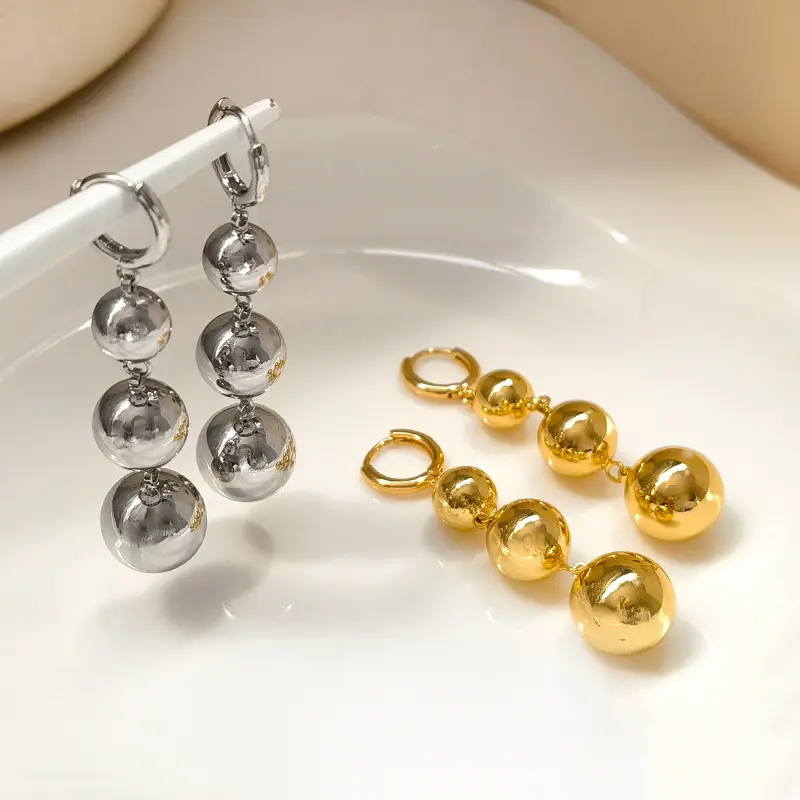 Punk Metal Round Bead Tassel Pendant Earrings for Women Fashion Gold Color Glossy Smooth Ball Earrings Jewelry Accessories