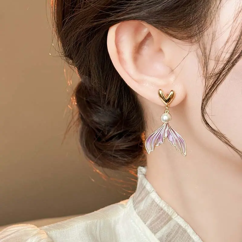 2024 New Fashion Gradient Fishtail Pearl Drop Earrings for Women Elegant Sweet Long Asymmetry Temperament Earrings Jewelry