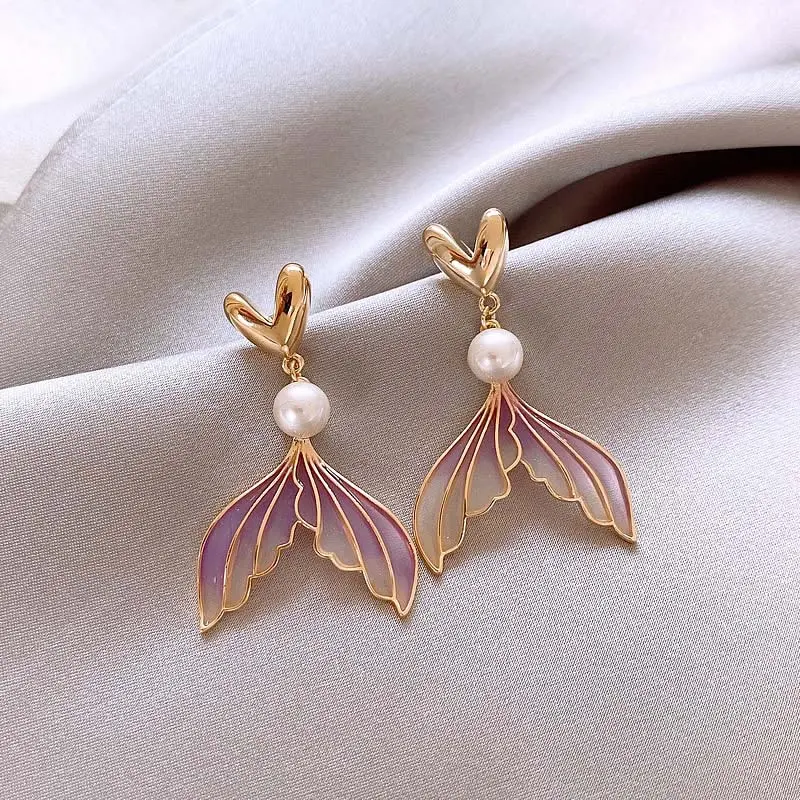 2024 New Fashion Gradient Fishtail Pearl Drop Earrings for Women Elegant Sweet Long Asymmetry Temperament Earrings Jewelry