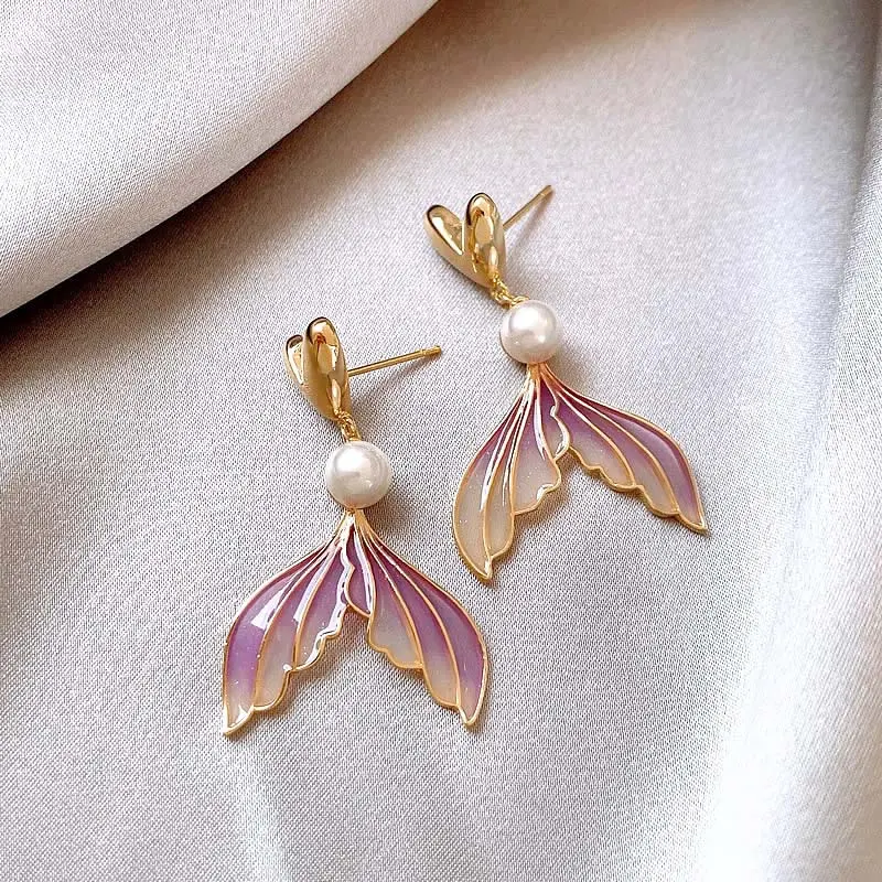 2024 New Fashion Gradient Fishtail Pearl Drop Earrings for Women Elegant Sweet Long Asymmetry Temperament Earrings Jewelry