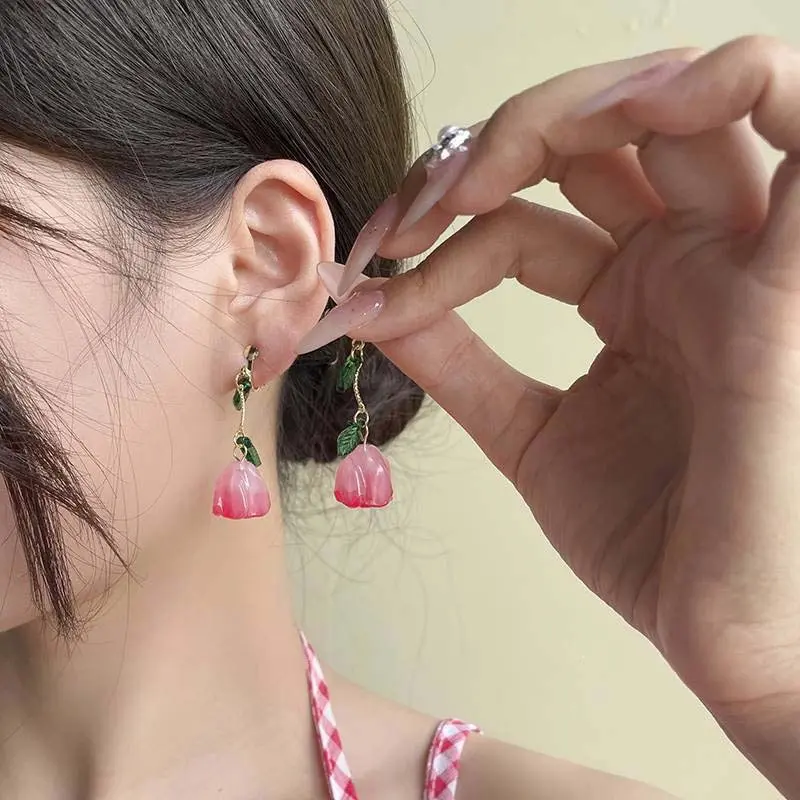 2024 Korean Pink Tulip Flower Pendant Earrings for Women Fashion Elegant Temperament Pearl Earrings Jewelry Accessories