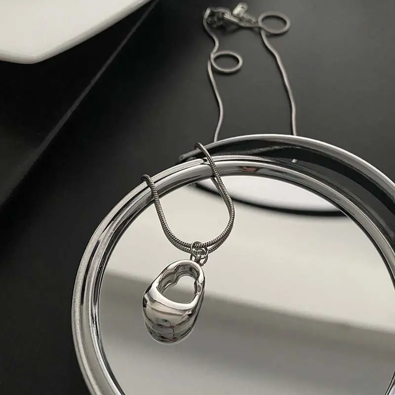 2025 New Trendy Silver Color Hollow Water Drop Pendant Necklace For Women Girl Simple Geometric Clavicle Chain Choker Jewelry