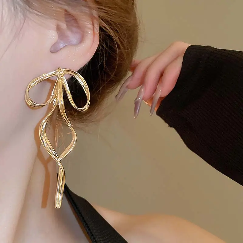 Exaggerated Metal Line Bowknot Drop Earrings For Women Korean Elegant Silver Color Big Long Bow Charm Earrings Jewelry Gifts
