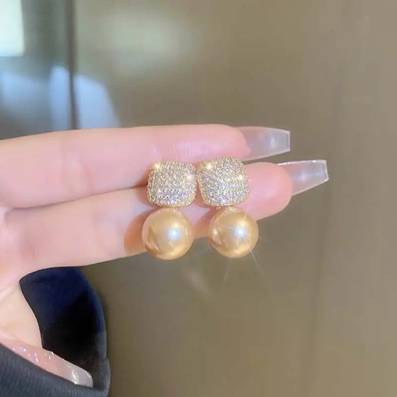 New Fashion Metal Pearl Crystal Drop Earrings for Women Luxury Gold Color Square Zircon Earrings Wedding Party Jewelry Gifts