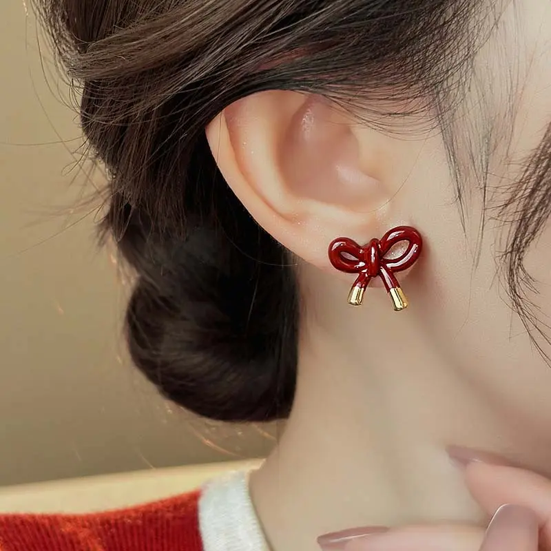 Retro Red Bowknot Stud Earrings for Women 2024 New Exquisite Enamel Metal Bow Temperament Earrings Wedding Aesthetics Jewelry
