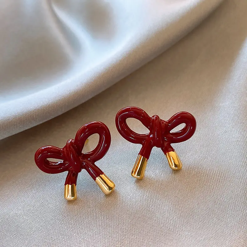 Retro Red Bowknot Stud Earrings for Women 2024 New Exquisite Enamel Metal Bow Temperament Earrings Wedding Aesthetics Jewelry