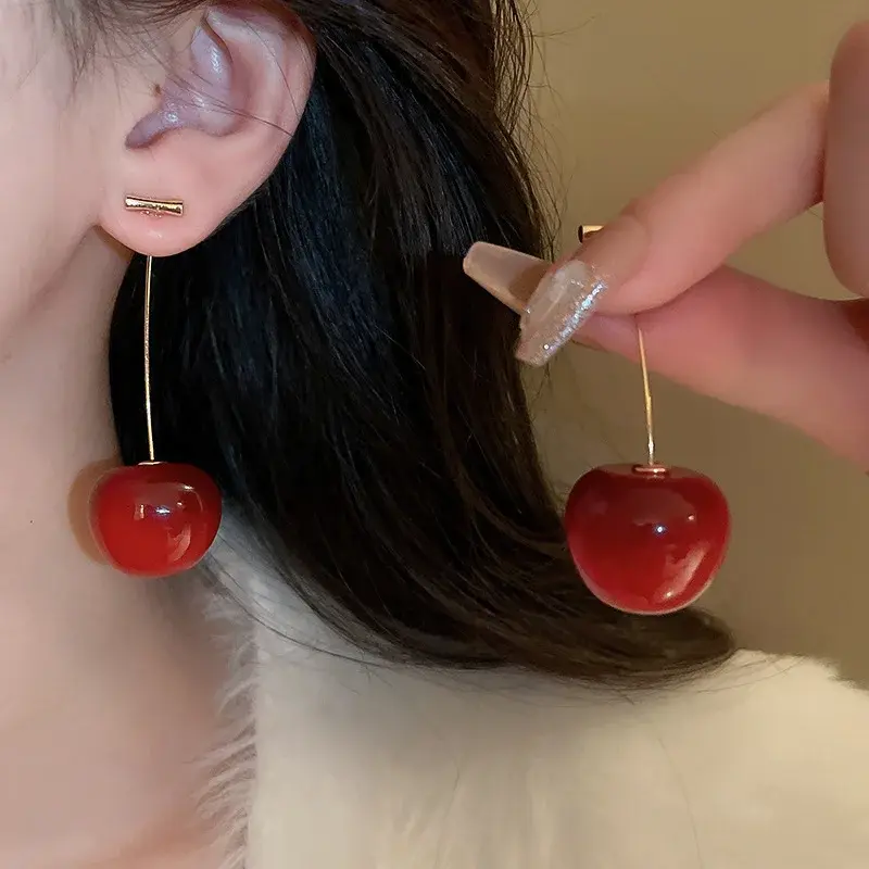 Fashion Sweet Red Resin Strawberry Cherry Drop Earrings For Women Cute Lovely Acrylic Fruit Earrings Jewelry Accessories