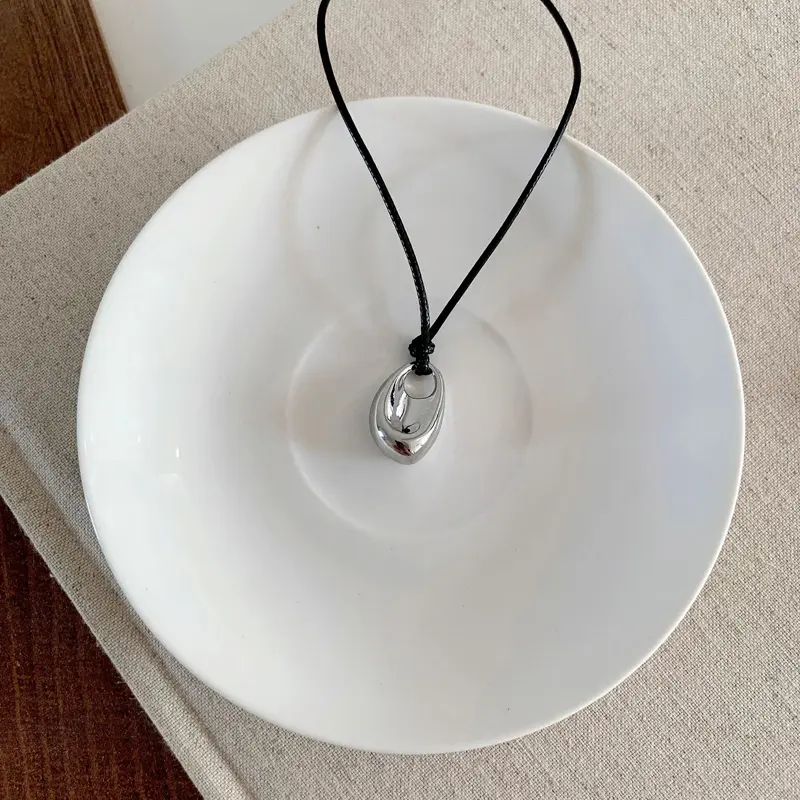 Korean Metal Bean Hollow Pendant Necklace for Women Simple Black Long Leather Rope Clavicle Chain Sweater Chain Jewelry Gift