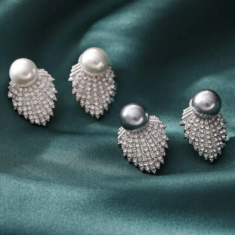 Exquisite Shiny Zircon Angel Wing Stud Earrings for Women Vintage White Pearl Dangle Earrings Bridal Wedding Jewelry Brincos