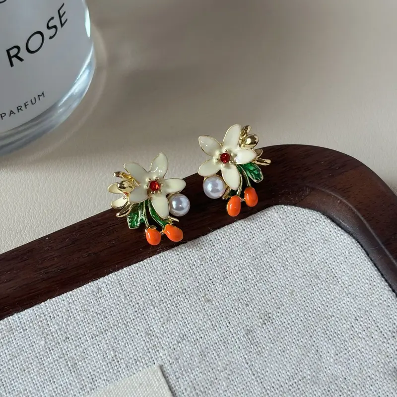 2025 New Trendy Enamel Kumquat Flower Stud Earrings for Women Sweet Imitation Pearl Flower Stud Earrings Fashion Date Jewelry