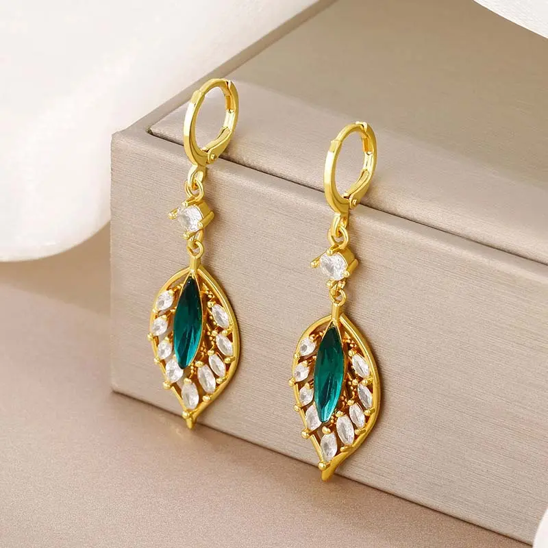 2024 New Fashion Green Crystal Leaf Pendant Earrings for Women Exquisite Cubic Zircon Tassel Earrings Wedding Jewelry Gifts
