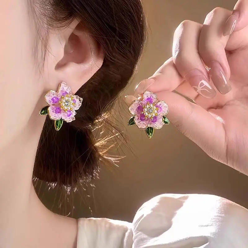 Korean Purple Crystal Camellia Stud Earrings for Women Elegant Drip Oil Pearl Flower Earrings Wedding Jewelry Accessories