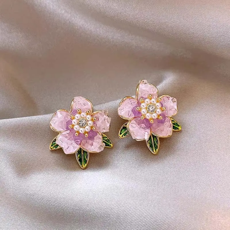 Korean Purple Crystal Camellia Stud Earrings for Women Elegant Drip Oil Pearl Flower Earrings Wedding Jewelry Accessories