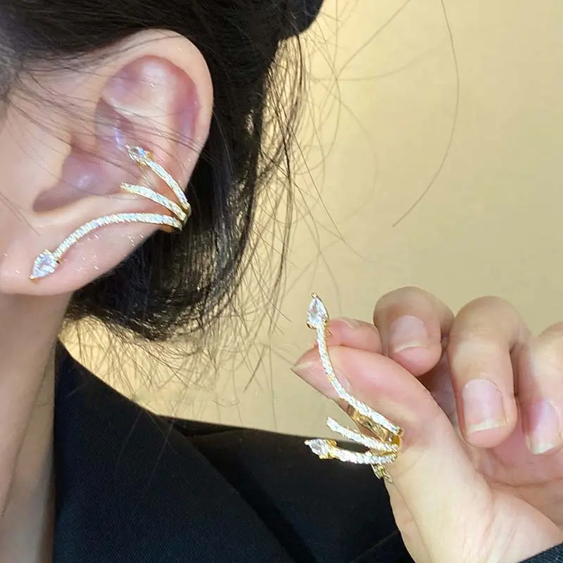 Fashion Animal Crystal Snake Clip On Earrings for Women Shining Rhinestone Ear Cuff Charm Statement Studs Earrings Party Jewelry