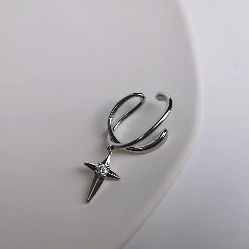1Pcs Punk Rock Star Cross Clip On Non Piercing Earrings for Women Girls Retro Gothicrhinestone Long Pendiente Jewelry Gift
