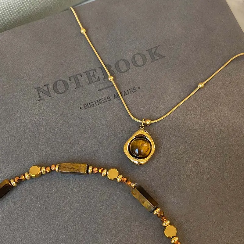 Retro Temperament Layered Tiger Eye Stone Pendant Necklace For Women Stainless steel Double-Layer Collarbone Chain Sets Jewelry