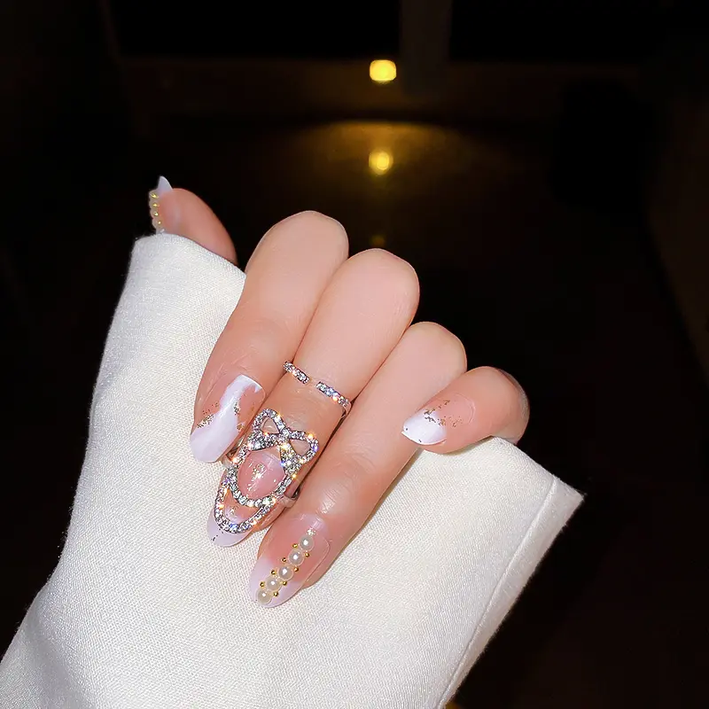 Fashion Gothic Metal Butterfly Nail Rings for Girls Women Punk Rhinestone Fingertip Protective Cover Fidget Ring Jewelry